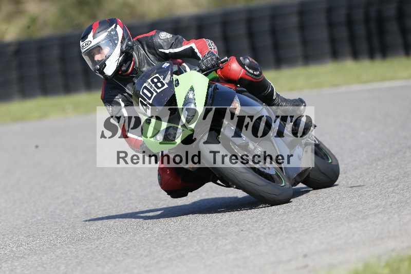 /44 09.08.2025 Plüss Moto Sport ADR/Freies Fahren/408